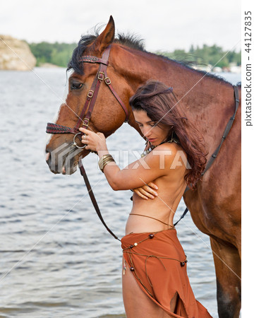 naked woman on horseback diva ssbbw naked woman on horseback