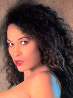 ayelet hirsch recommends Saki St Jermaine