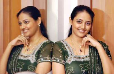 alex suazo recommends south indian sex video claudia singer add south indian sex video photo